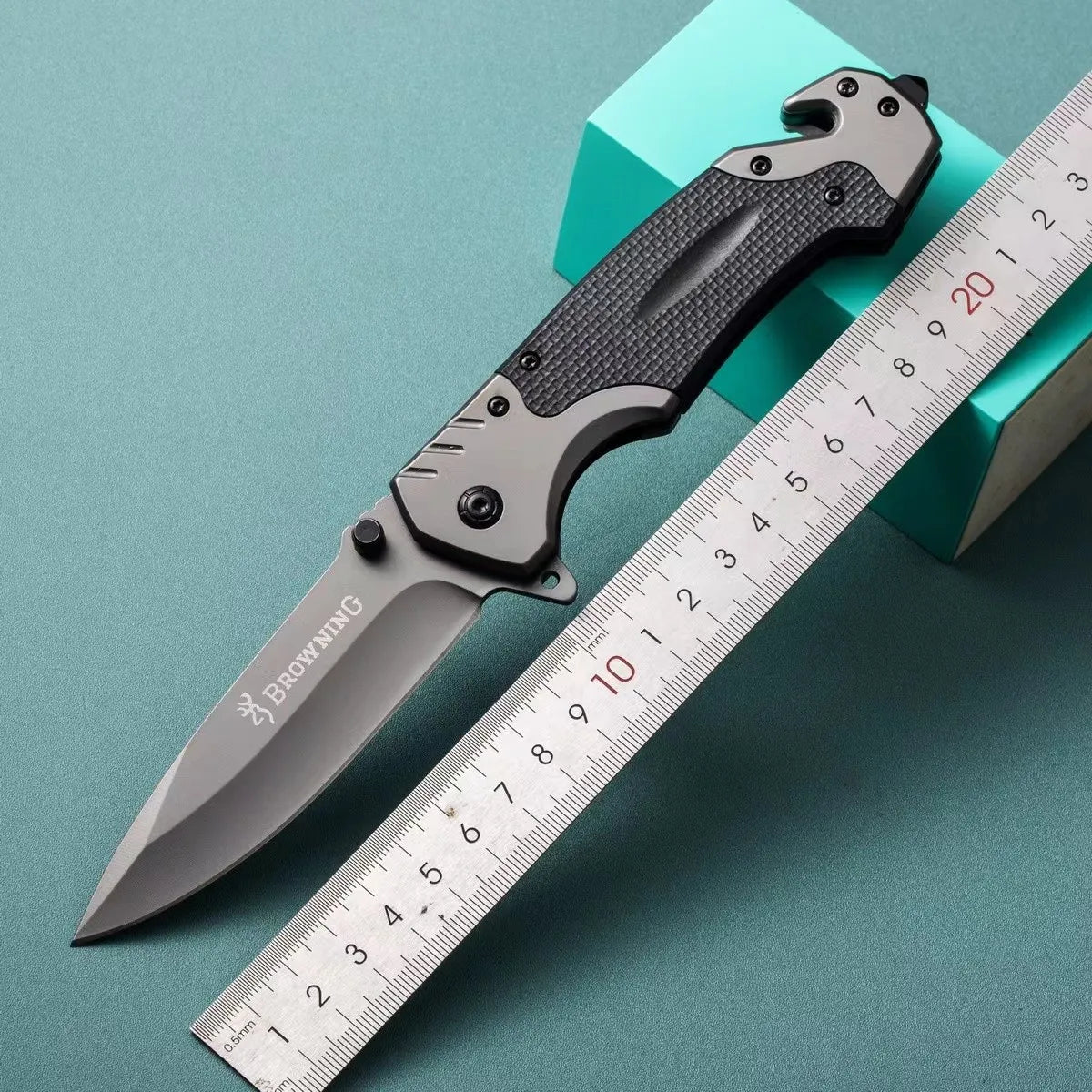 Couteau tactique en acier inoxydable Browning avec poignée ergonomique et lame pliable