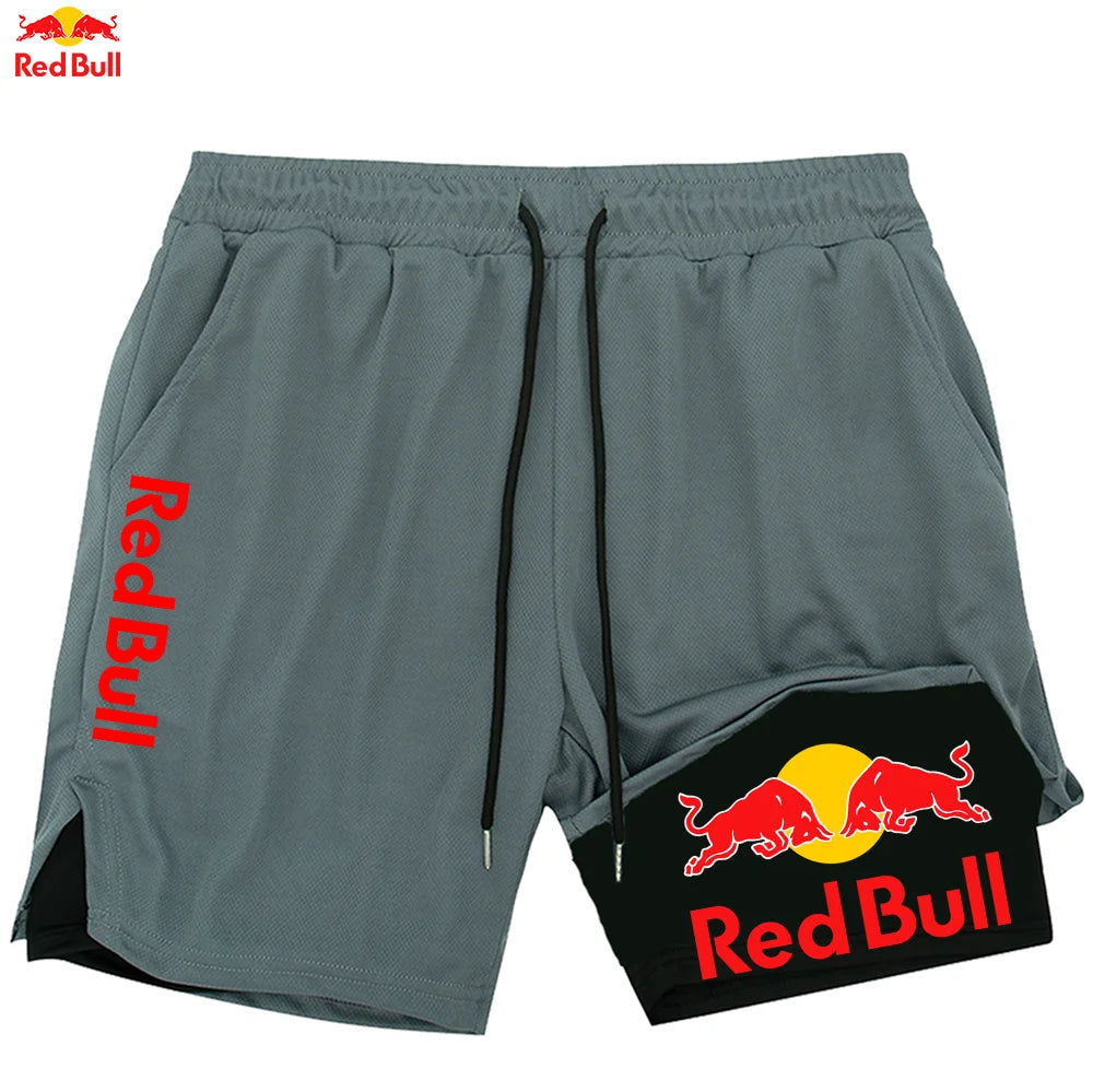 Short Red Bull sport gris avec logo Red Bull sur le côté et poches pratiques